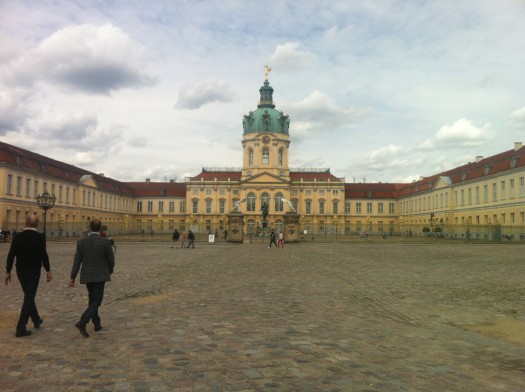 I’d be interested in hearing your ideas in the comments below of great modernist or contemporary architecture that does a great job of human scale, walkability, and sense of enclosure, like this Schloss Charlottenburg. Or check back here next week for a few examples from Paris that do just that.