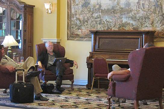 Howard Blackson, left, probably winning an argument with Bill Dennis in the Peery Hotel lounge.