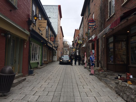 Debatable if Rue Du Petit-Champlain is a woonerf