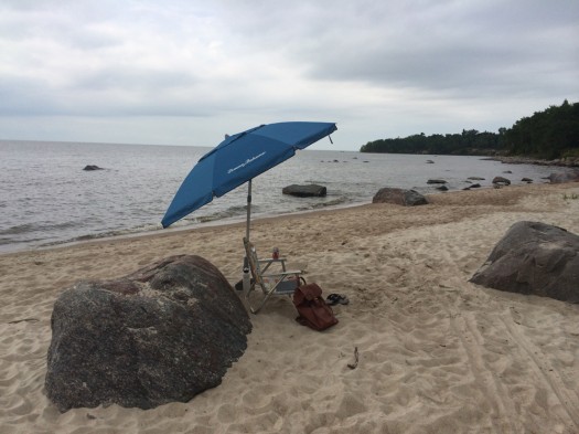And by "blogging Victoria Beach," I mean "blogging *on* Victoria Beach."
