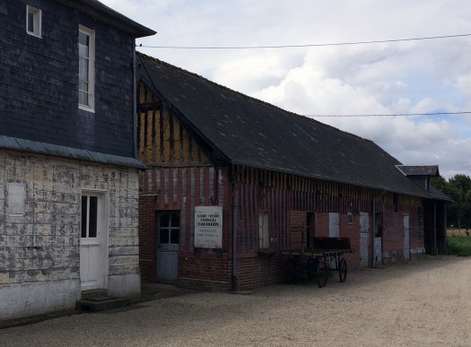 Local specialties of Beuvron cider and cheese integrate agriculture into the heart of the village.