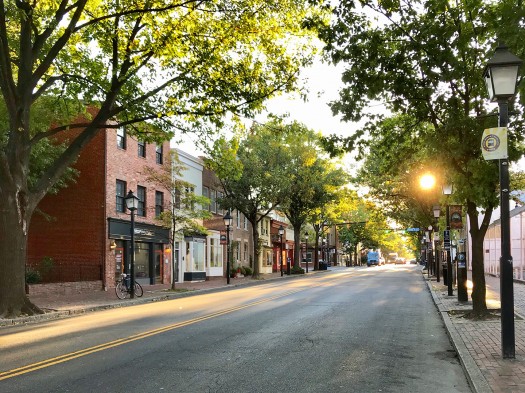 Trees on King Street in Alexandria add significant value to people, planet, and profit. Image: CreativeCommons ShareAlike License with Attribution to Susan Henderson at placemakers.com.
